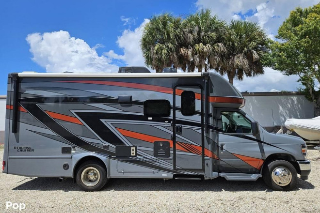 2024 Other B Touring Cruiser 5245