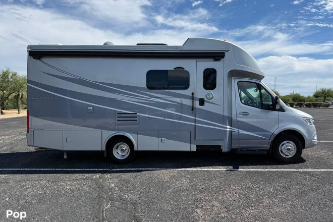 2024 Wayfarer 25RW