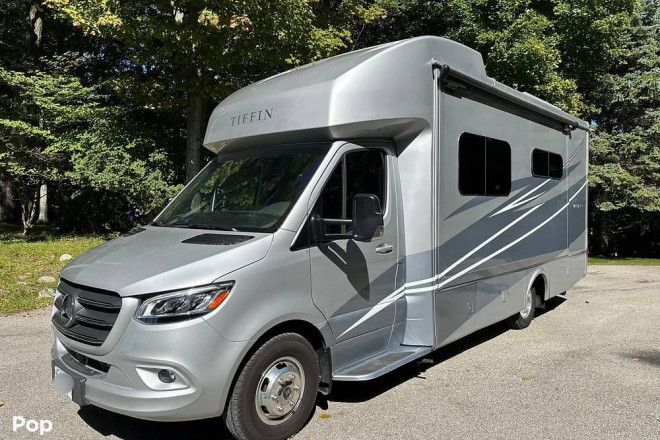 2023 Wayfarer 25 RW