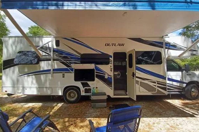 2021 Outlaw 29J