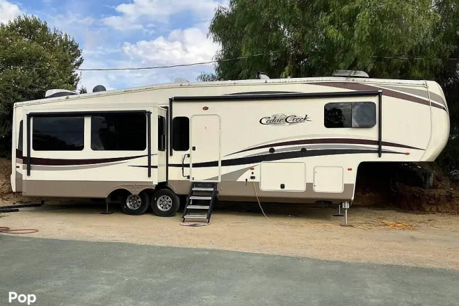2018 Cedar Creek 36CK2