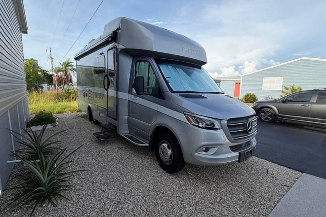 2021 Wayfarer 25RW