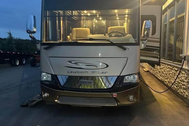 2016 Dutch Star 4369