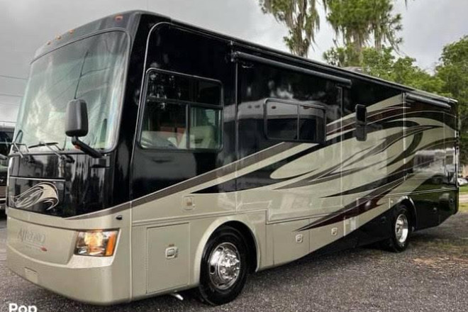 2011 Allegro Red 34QFA