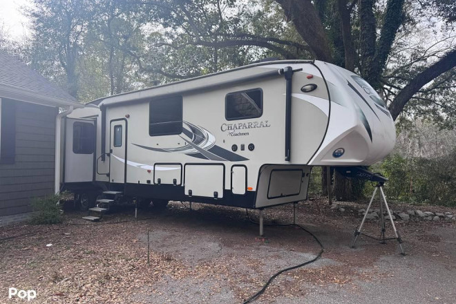 2019 Chaparral 392MBL