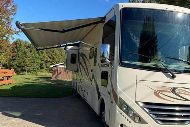 2019 Hurricane 35M