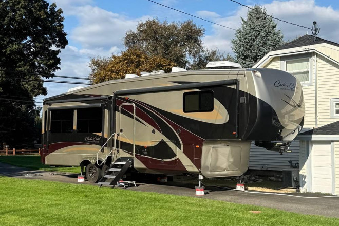 2016 Cedar Creek 34RE