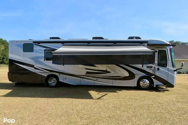 2024 Reatta XL 39T2