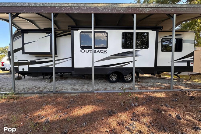 2020 Outback 335CG