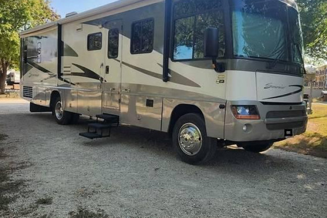 2005 Suncruiser 35U