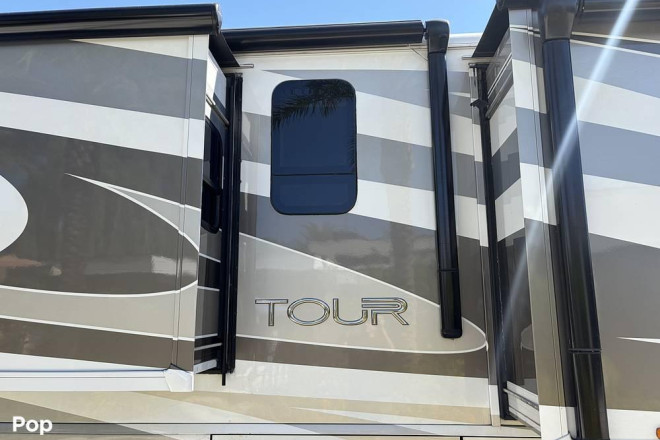 2015 Tour 42HD