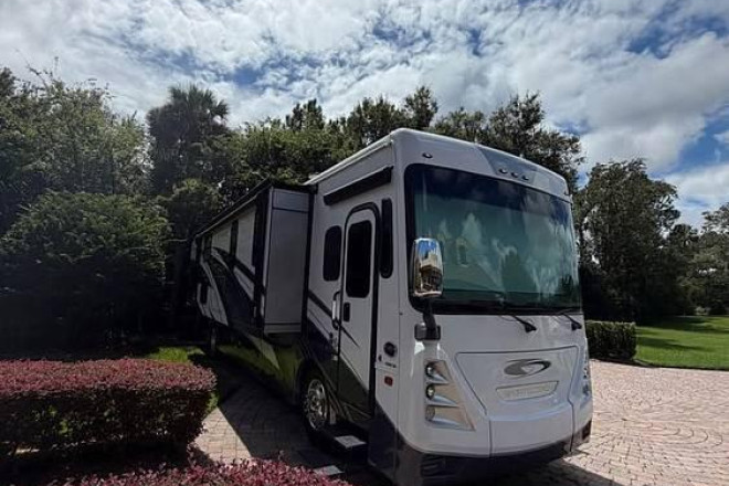 2023 Sportscoach 402TS