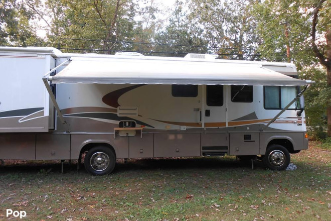 2006 Voyage 33V