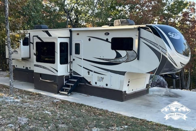 2018 Solitude 375RES