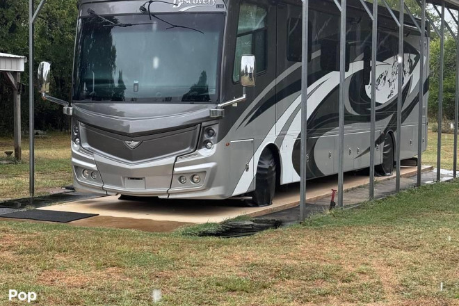 2022 Discovery 40m