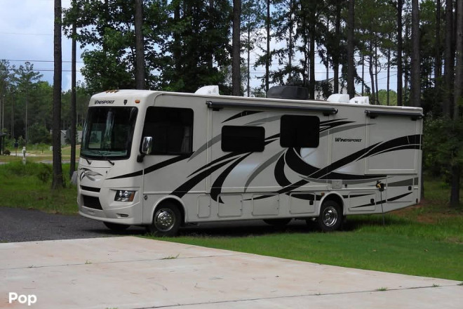 2016 Windsport 31S
