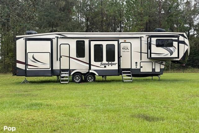 2019 Sandpiper 379FLOK