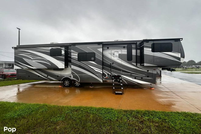 2024 Redwood 4200FL