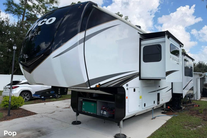 2026 Pinnacle 38FBRK