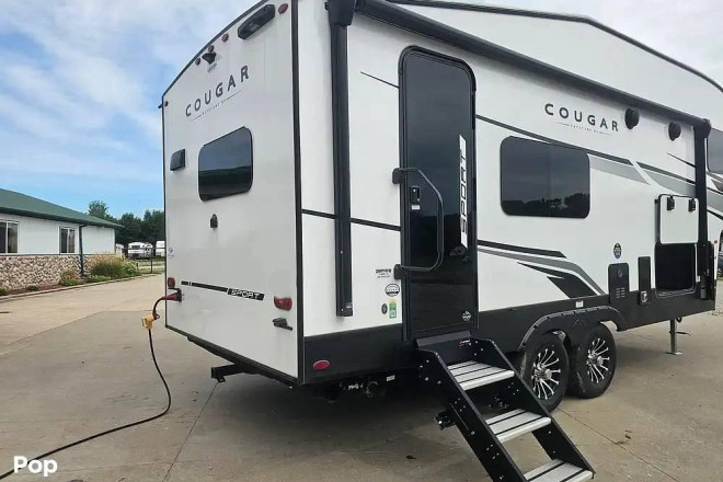 2024 Cougar 2100RK
