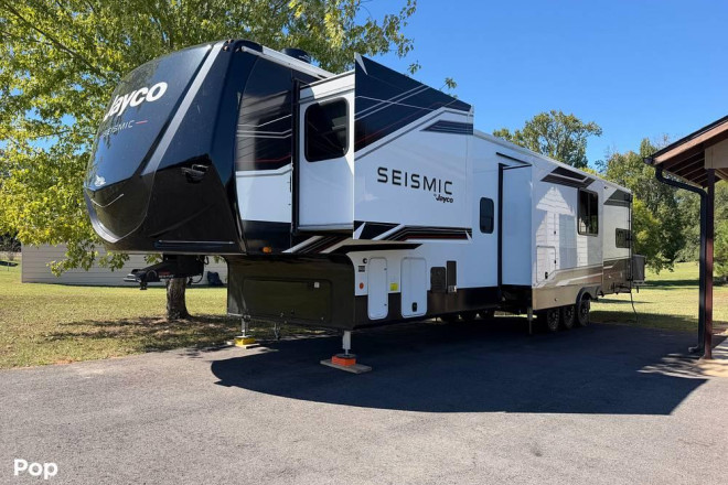 2026 Seismic 395