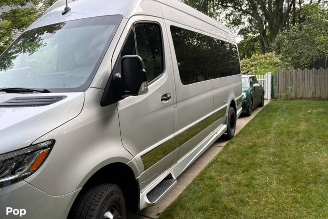 2023 Grech Rv TERRENO-ION 3500XD 170 4X4