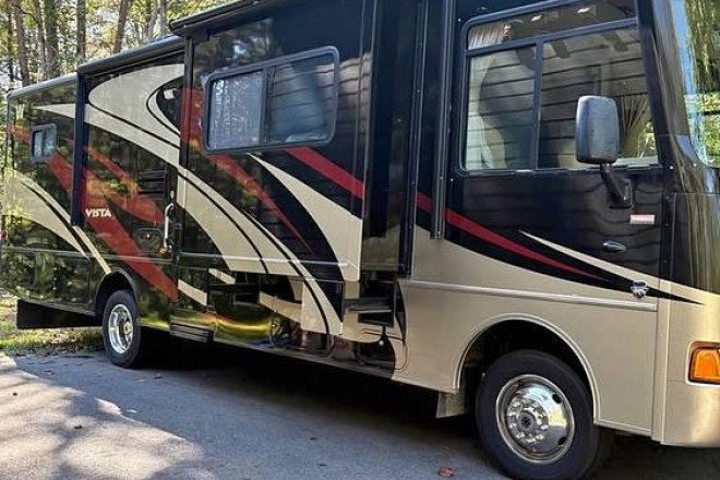 2012 Vista 30T