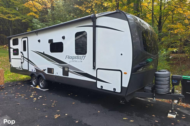 2025 Flagstaff Super Lite Series M-27DBH
