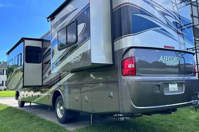 2013 Allegro 35QBA