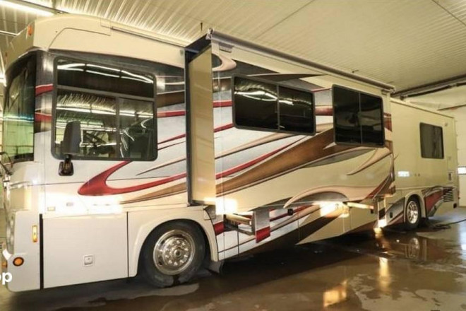 2008 Itasca Latitude Series M-39W-Freightliner