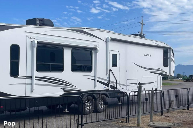 2022 Eagle 355 MBQS