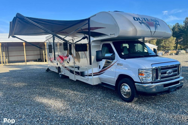 2019 Outlaw 29J