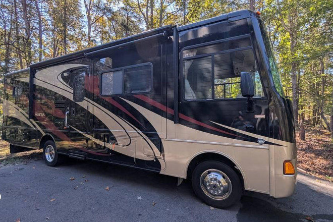 2012 Vista 30T