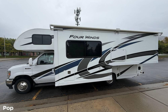 2022 Four Winds 24F