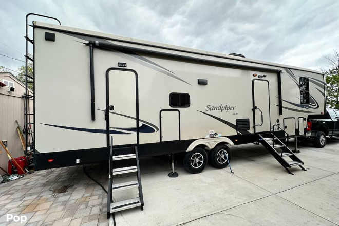 2021 Sandpiper 3330BH