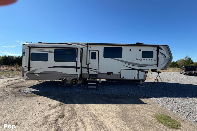 2019 Montana 3811MS 20TH Anniversary Series