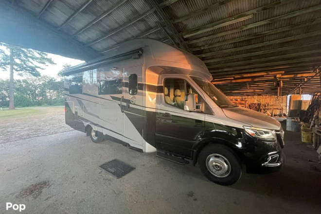 2025 Wayfarer 25XLW