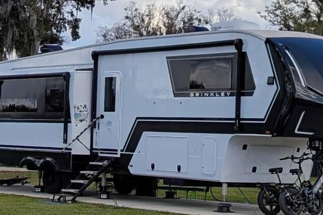 2025 Other Model Z3400