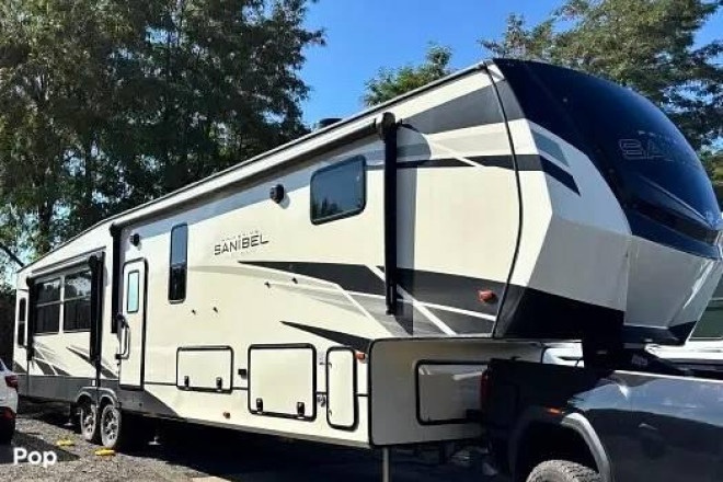 2023 Sanibel 3902 MBWB