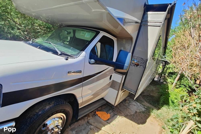2015 Four Winds 31W