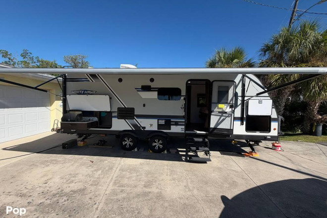 2018 White Hawk 23MRB