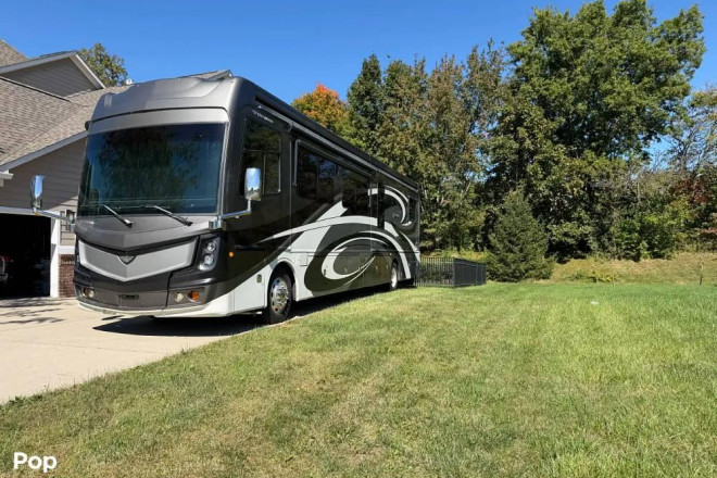 2017 Discovery 40X