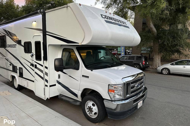 2023 Conquest 6238D