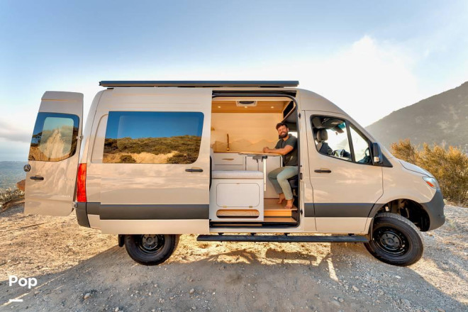 2025 Sprinter 2500