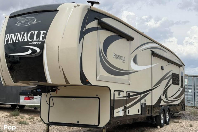 2017 Pinnacle 36KPTS