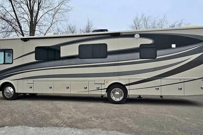 2015 Bounder 35K