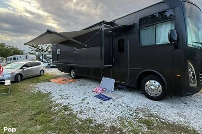 2024 Windsport 34R