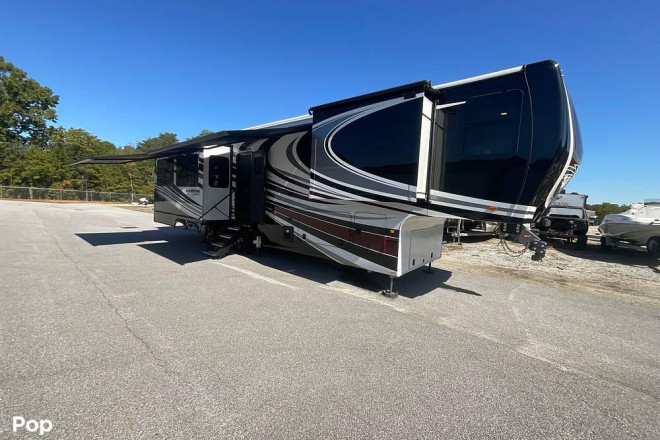 2023 Riverstone 41RL