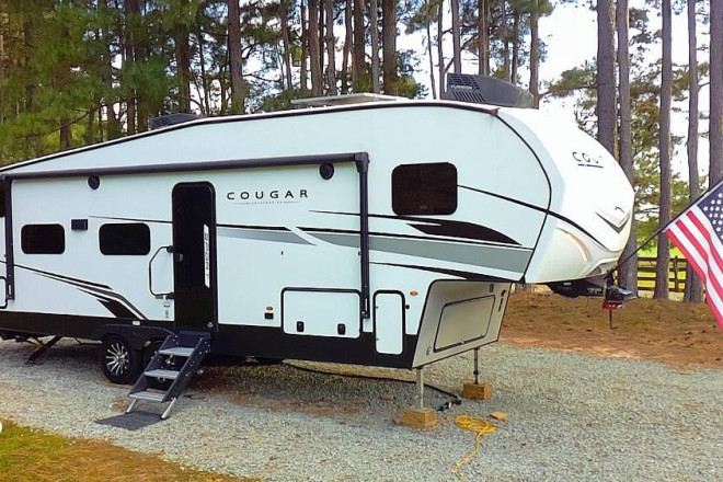 2024 Cougar Sport 2700BH