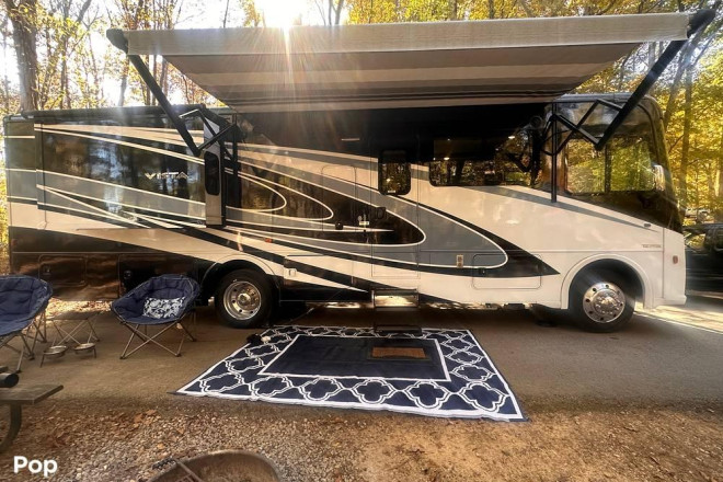 2024 Vista 33k